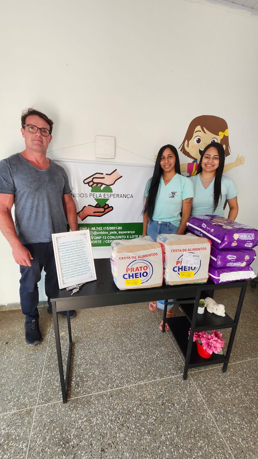 Entrega de doações da CEFIS no Instituto Unidos Pela Esperança em agosto de 2026